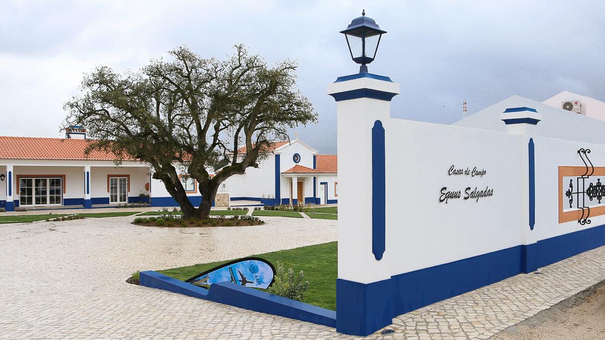 Quinta Da Torre - Casas De Campo Bed and Breakfast Alenquer Esterno foto