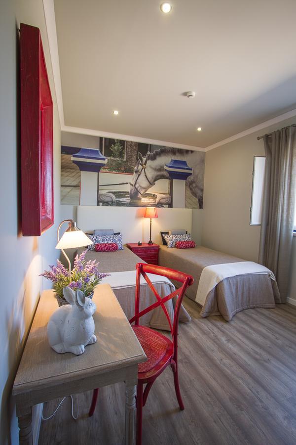 Quinta Da Torre - Casas De Campo Bed and Breakfast Alenquer Esterno foto